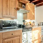 2 Bed In Oc-t34114 *