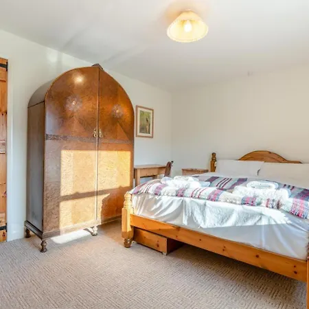 2 Bed In Oc-t34114