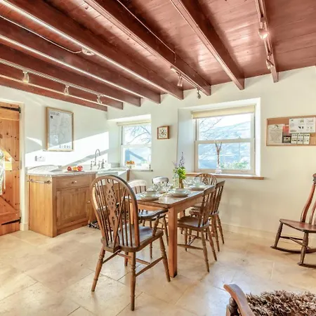 2 Bed In Oc-t34114 *