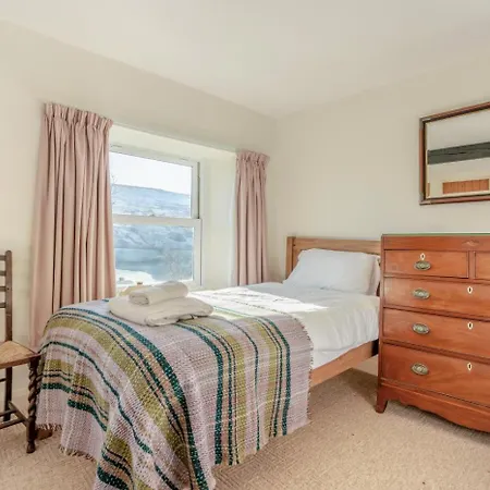 Holiday home 2 Bed In Oc-t34114