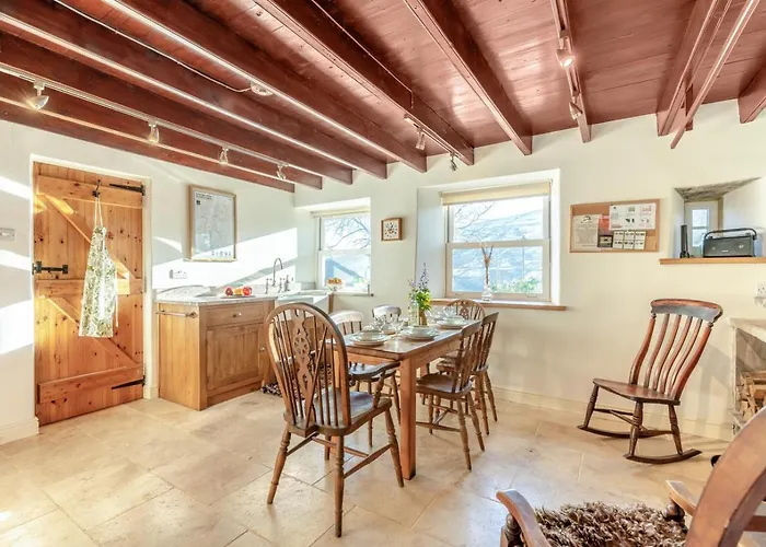 2 Bed In Oc-t34114 *